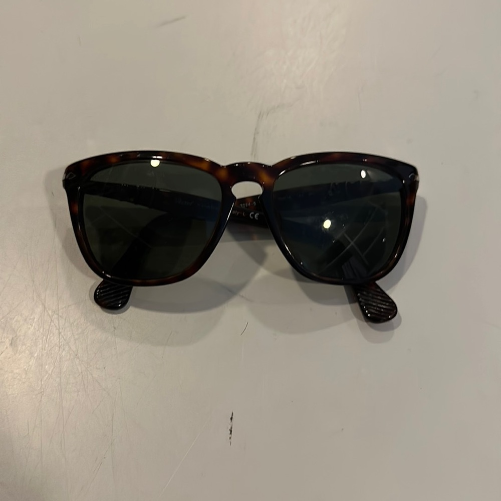 Personal sunglasses